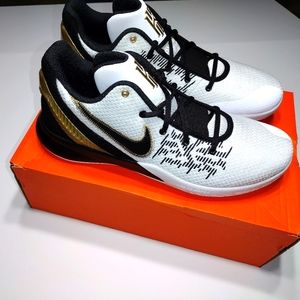 Nike men's shoes kyrie Flytrap 2 size 12